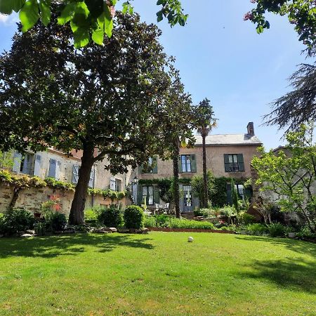 Bed and Breakfast Les Cedres Montaigu-Vendee Exterior foto